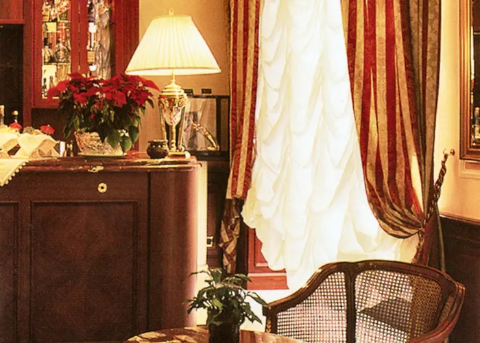 Andreola Central Hotel